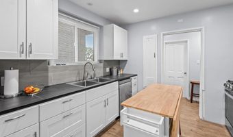 1818 New York Dr, Altadena, CA 91001