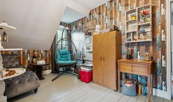 109 Park Ave, Anamosa, IA 52205