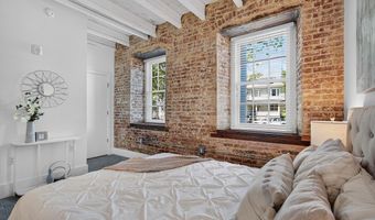515 N WASHINGTON St 105, Alexandria, VA 22314