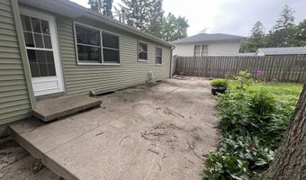1618 Douglas Ave, Ames, IA 50010