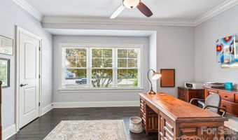 2032 Eaton Rd, Charlotte, NC 28205