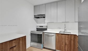 20379 W Country Club Dr 1440, Aventura, FL 33180
