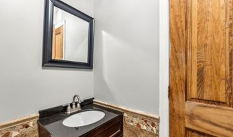 28 Olde Lantern Rd, Bedford, NH 03110