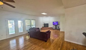 809 Colonial Ct, Carlsbad, NM 88220