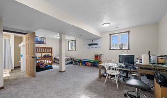 48186 265th St, Brandon, SD 57005