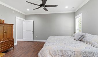 116 Bowery Ln, Albertville, AL 35950