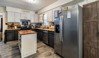302 S EAST St, Abingdon, IL 61410