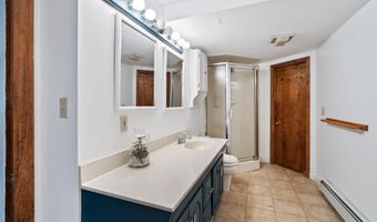 79 Lancaster Farm Rd, Salem, NH 03079
