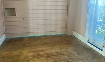 284 S Main St, Andover, OH 44003