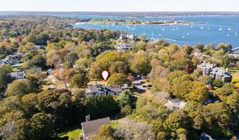 46 CHASTELLUX Ave M6, Newport, RI 02840