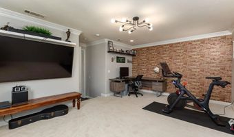 5392 Foxhound Way, San Diego, CA 92130