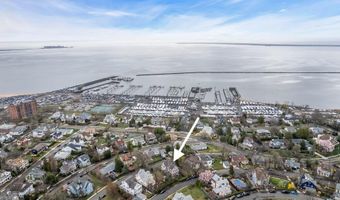16 7th Ave, Atlantic Highlands, NJ 07716