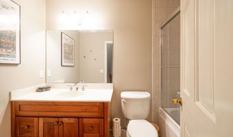 7 S Ridge Rd, Brookfield, CT 06804