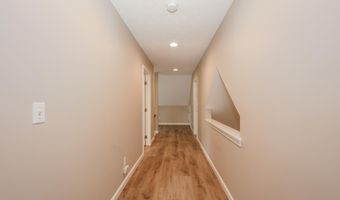 11 Mountain Rd, Bedford, NH 03110