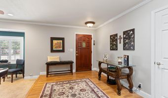 6766 Drake Dr, Anderson, CA 96007
