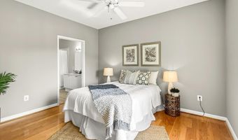4551 STRUTFIELD Ln 4215, Alexandria, VA 22311
