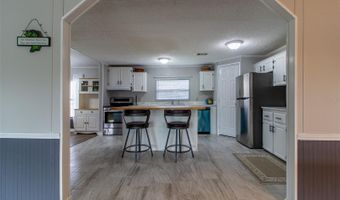 25836 MANHATTAN Ln, Astor, FL 32102