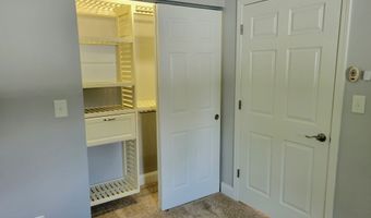 8201 Windcombe Blvd, Indianapolis, IN 46240