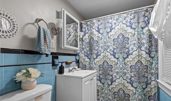690 Killingly St, Johnston, RI 02919