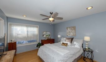 130 N Lohrum Ln, Anaheim, CA 92807