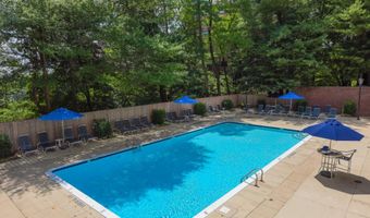 3259 SUTTON Pl NW D, Washington, DC 20016