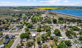 332 Arthur St, American Falls, ID 83211