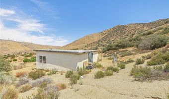 33110 Hillside Dr, Acton, CA 93550