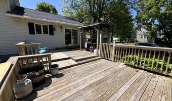 277 Pearl St, Bangor, ME 04401