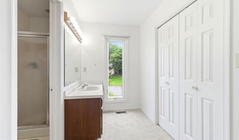 736 LETITIA Dr, Hockessin, DE 19707