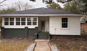 822 Chestnut St, Camden, SC 29020