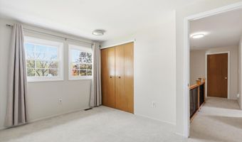 2825 Tuebingen Pkwy, Ann Arbor, MI 48105