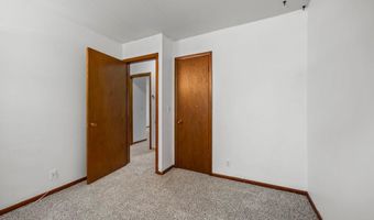 168 Linden Cir, Apple Valley, MN 55124