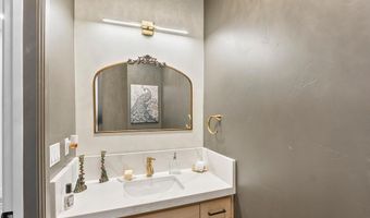 161 Snake River Dr, American Falls, ID 83211