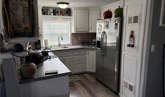 798 Lake Viking Ter, Altamont, MO 64620