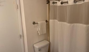 1130 Beach Blvd 408, Biloxi, MS 39530