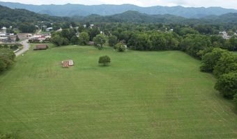 270 Cover Ave, Andrews, NC 28901