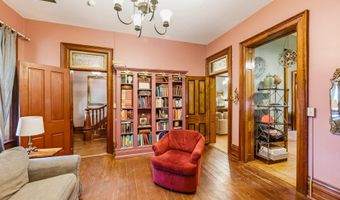 527 E High St, Ashley, OH 43003
