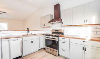 823 Gulliver Dr, Columbus, OH 43207