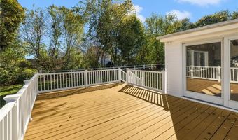 28 Hybrid Dr, Cranston, RI 02920