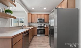 11423 Nora Dr, Caldwell, ID 83607