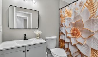 300 SAUNDERS Ave, Bellmawr, NJ 08031
