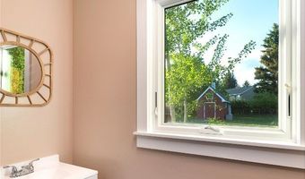 8373 Goldenstein Ln, Bozeman, MT 59715