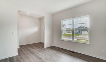 28 Cider Mill Dr, Ashville, OH 43103