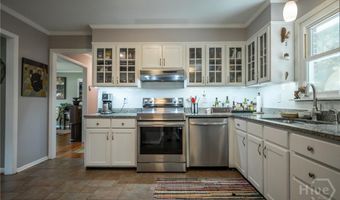 130 Biscayne Dr, Athens, GA 30606