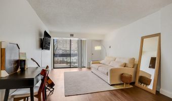 5300 HOLMES RUN Pkwy 417, Alexandria, VA 22304