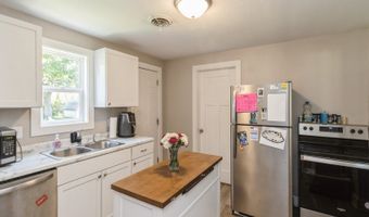 3944 53rd St, Des Moines, IA 50310