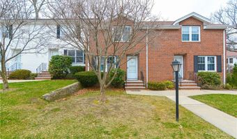 124 Forestwood Dr, North Providence, RI 02904