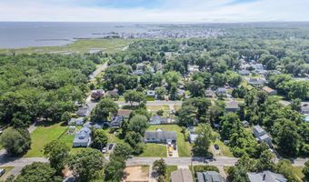 614 Bay Blvd, Bayville, NJ 08721