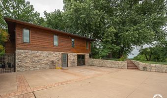 364 E 1600 Rd, Baldwin City, KS 66006