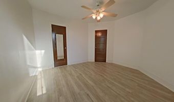 5929 N LEITHGOW St, Philadelphia, PA 19120